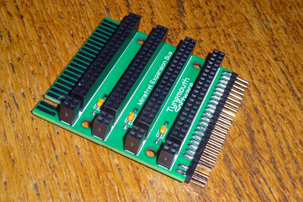 Minstrel Expansion Bus 4 Port Backplane 1