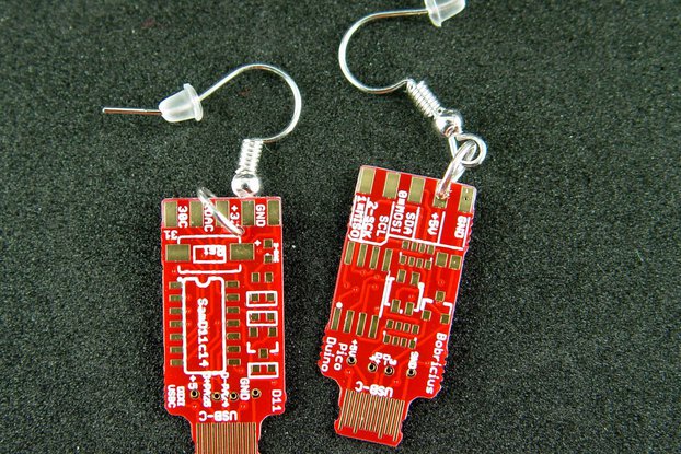 USB-C earrings, red / gold