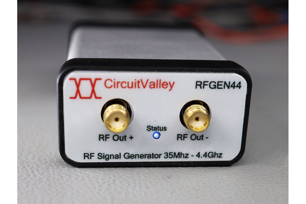 RFGEN44 USB RF Signal Generator 35Mhz – 4.4Ghz 1