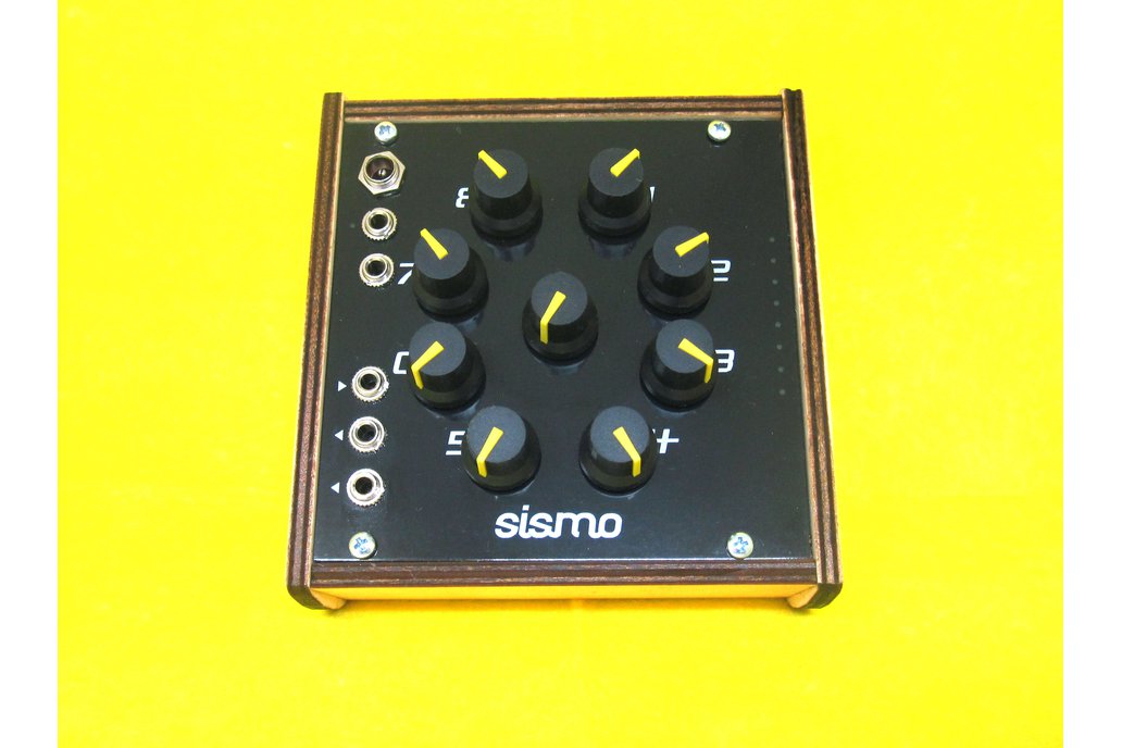 Sismo Qadrox Function Desktop Synthesizer 1