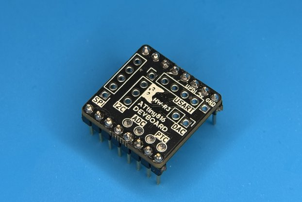 ATtiny 816/1616 Minibadge Devboard