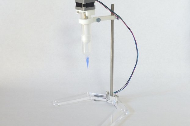 DM - Syringe holder for dispenser