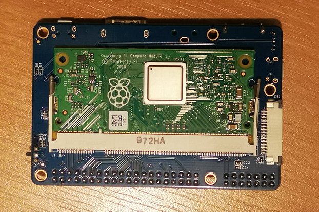 Raspberry Pi cm3 8Gb  + IO board
