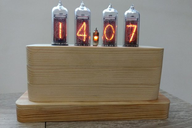 IN-14 Nixie Tube Clock in Wooden Case