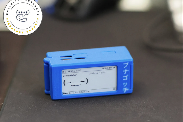 Pwnagotchi – AI Wi-Fi Pentesting Companion + Case
