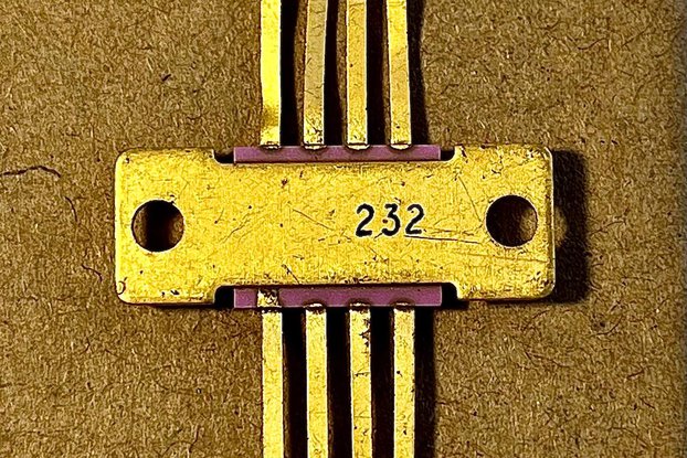 Vintage K31 Voltage Regulator, DIP-8 Linear 17 pie
