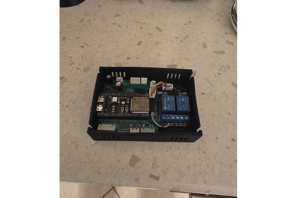 SmartCar IoT Controller (ESP32-S3) 1