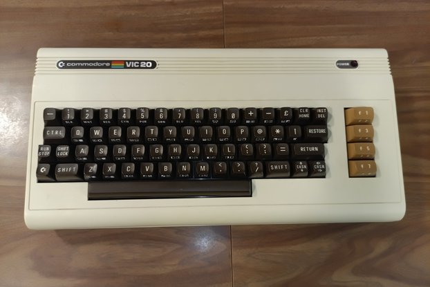 Commodore VIC-20 - Refurbished