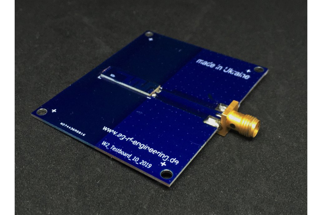3 wide-band SMD antennas and Eval Board 2.2-2.8GHz 1