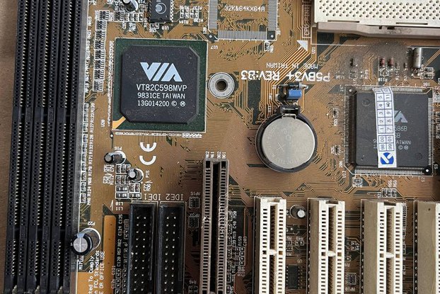 Super Socket7 At Motherboard DFI P5BV3+AGPPCI ISA