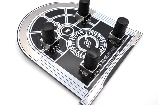 Radio Noise Sound Generator Glitch Synth