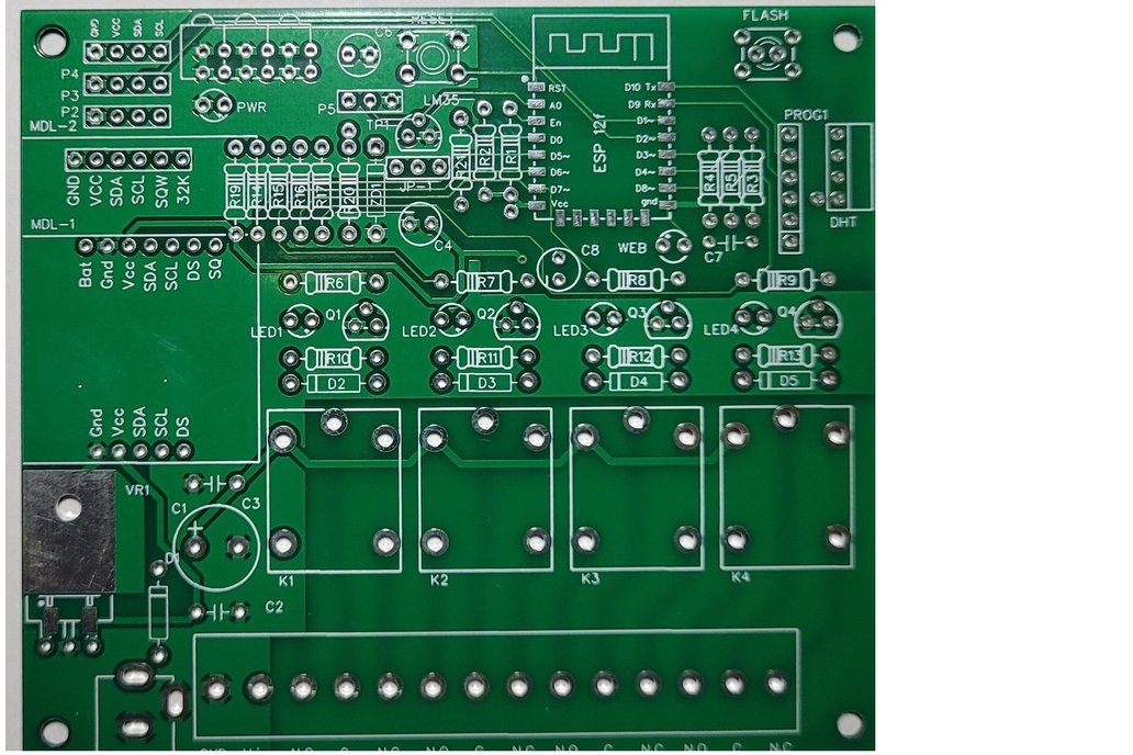 ESP8266-12 4 channel switch with temp sensors 1