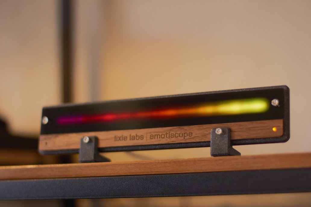 Emotiscope // A Music Visualizer From The Future 1