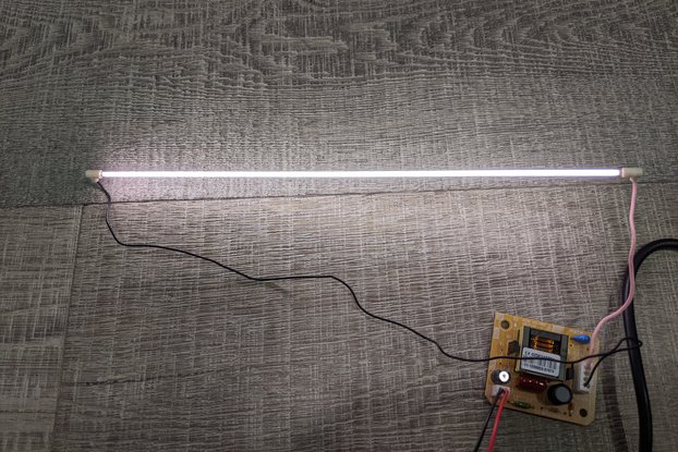 Cold Cathode Fluorescent Lamp + Inverter Board