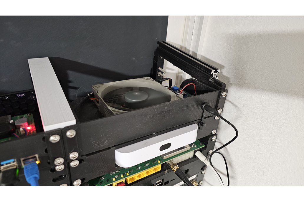 120 mm fan mount for 10-inch racks 1