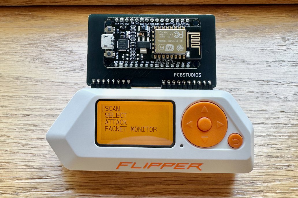 Flipper Zero ESP8266 Deauther 1