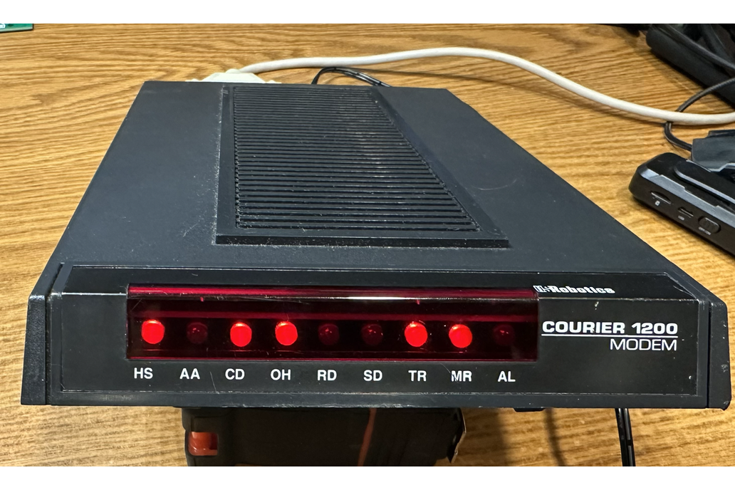 WiFi Retromodem for USRobotics Courier modem 1