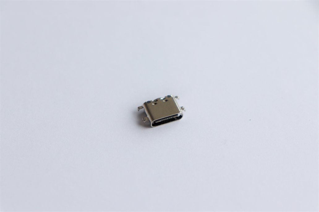 USB-C female splint 16pin 1