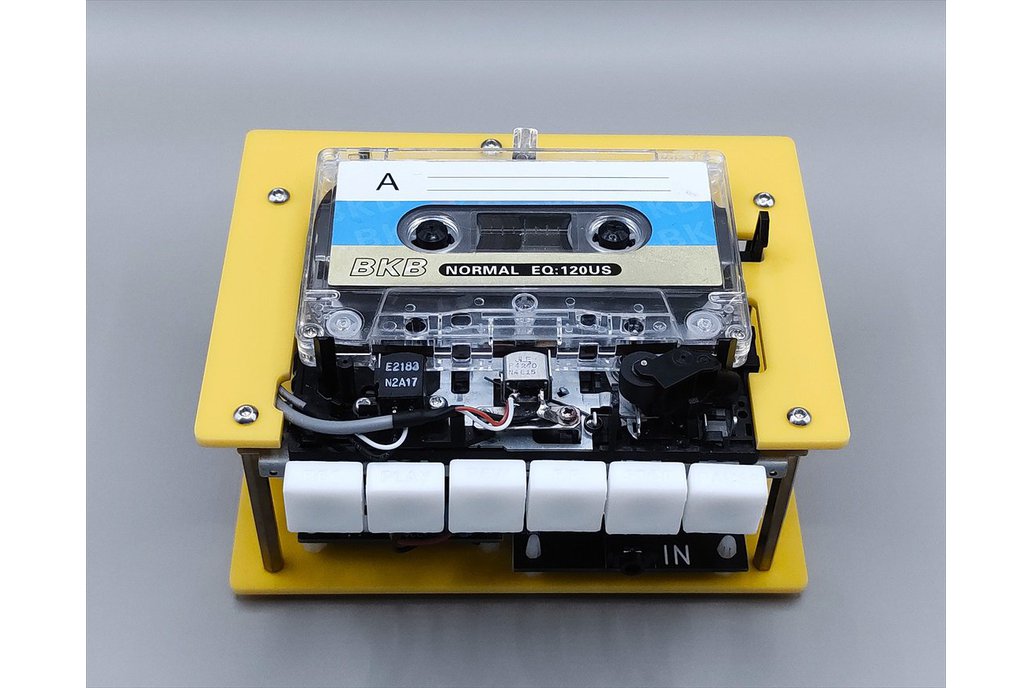 Open Style Cassette Player and tape Recorder 1
