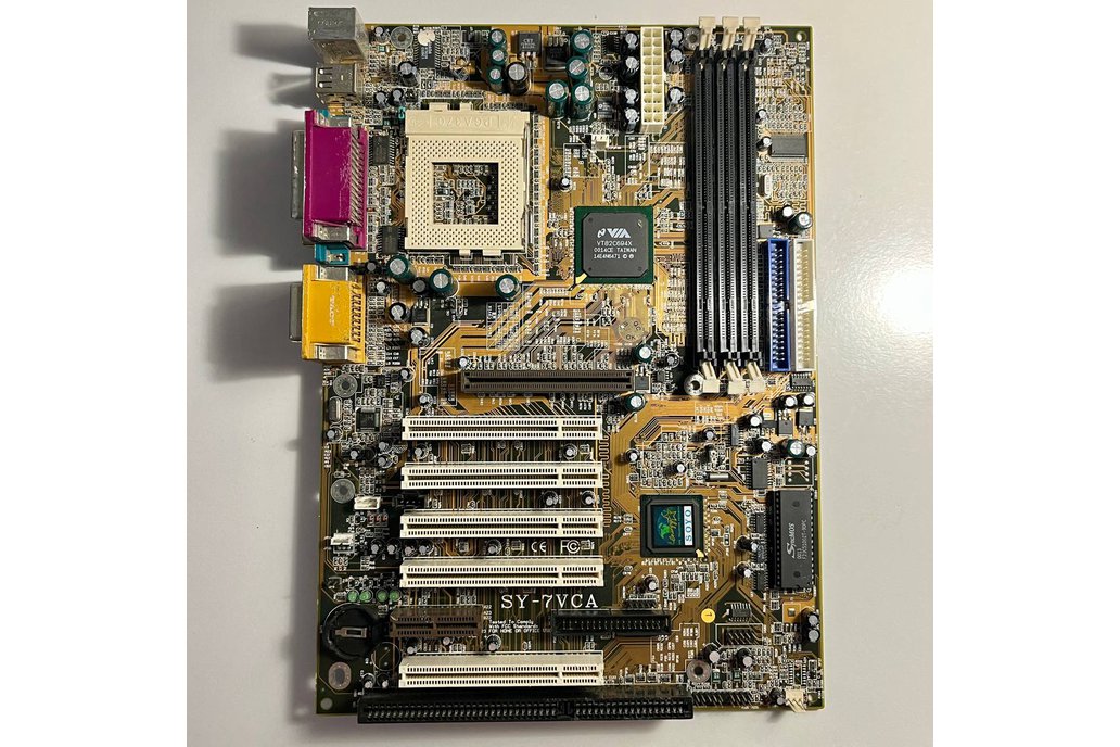OLD VINTAGE SOYO SY-7VCA Intel Motherboard PC PART 1