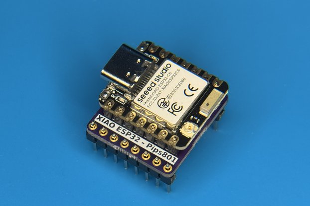 Seeed XIAO ESP32 Minibadge