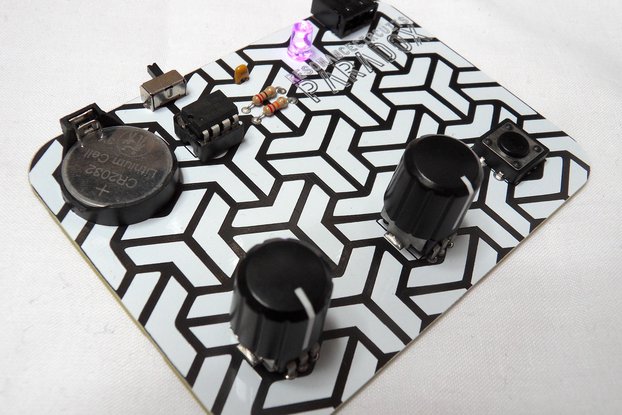 Paradox Glitch Loop Noise Synth Sound Generator