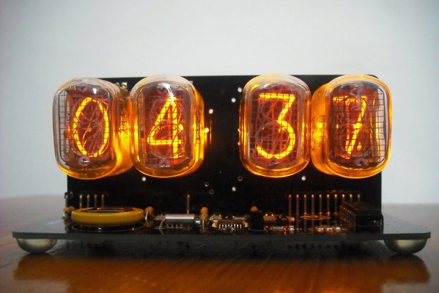 NIXIE TUBES CLOCK WITH AMBER BACKLIGHT