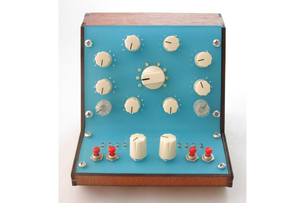 SISMO QADROX - SEQUENCED ANALOGUE SYNTH 1