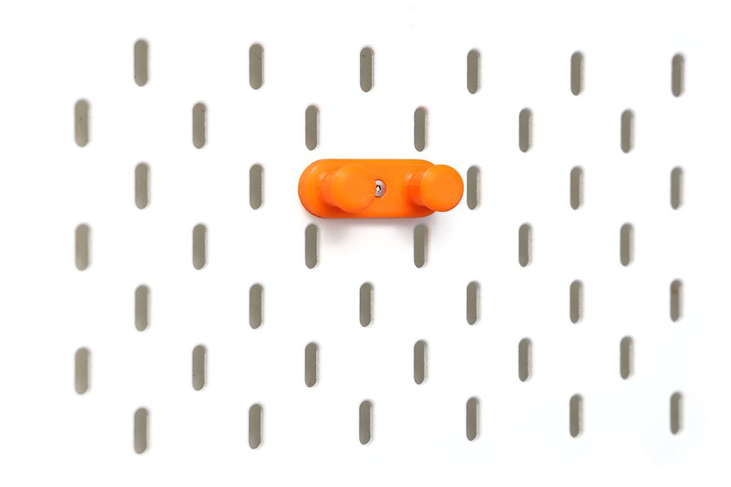 IKEA SKADIS IKEA MÄRKBART scissors holder 1