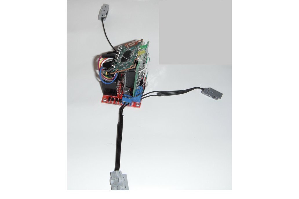 Receiver and controller for Lego Power Functions 1