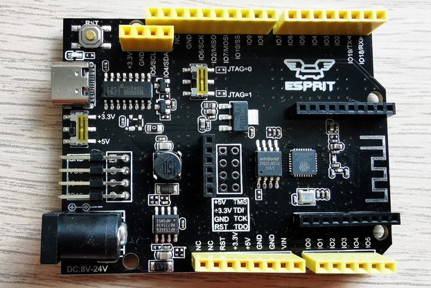 ESP32-C3 RISC-V in Arduino UNO form factor