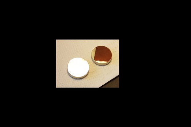 He-Ne Laser Mirror. Total dielectric coating