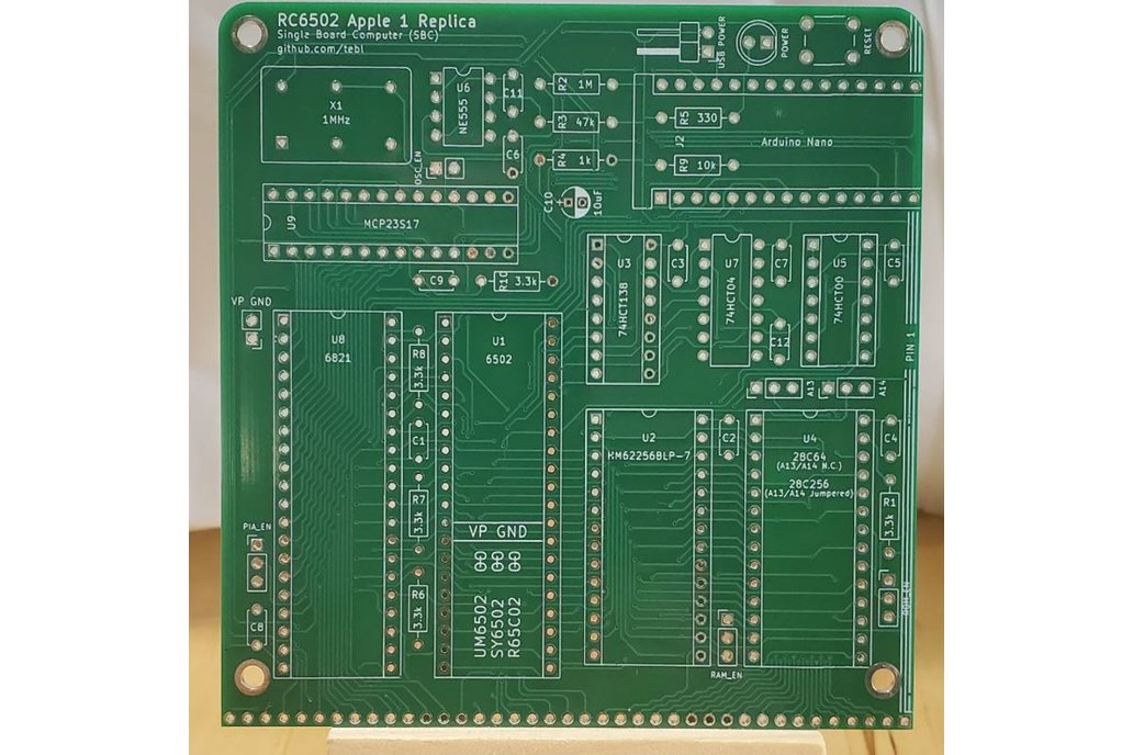 Vintage Single Board Apple 1 replica computer 1