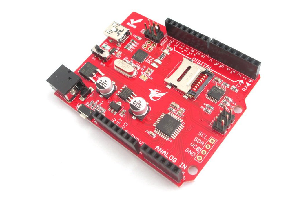 Arduino development board with on-board SD slot 1