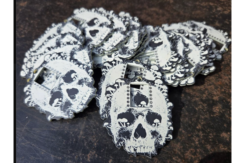 Oui-Spy Skull earrings, pcb pair only 1