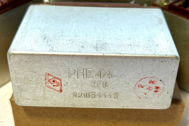 DPR 42 H1 03  ДПР 42 Н1 03   DPR42H103    3 pieces