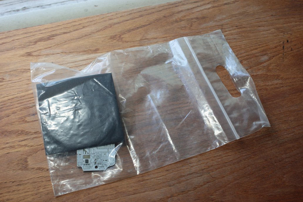 Opened Defcon 26 Badge and CD 1