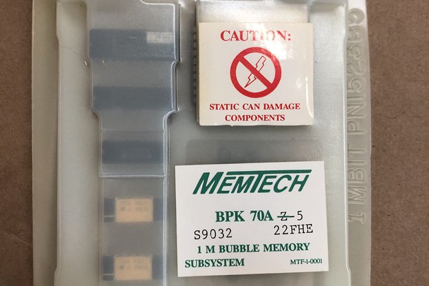 Memtech (Intel) BPK-70AZ-5 Magnetic Bubble Memory