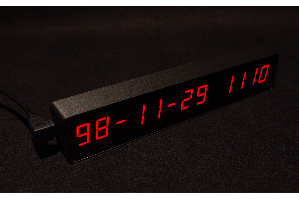 Momentis: A clock for life 1