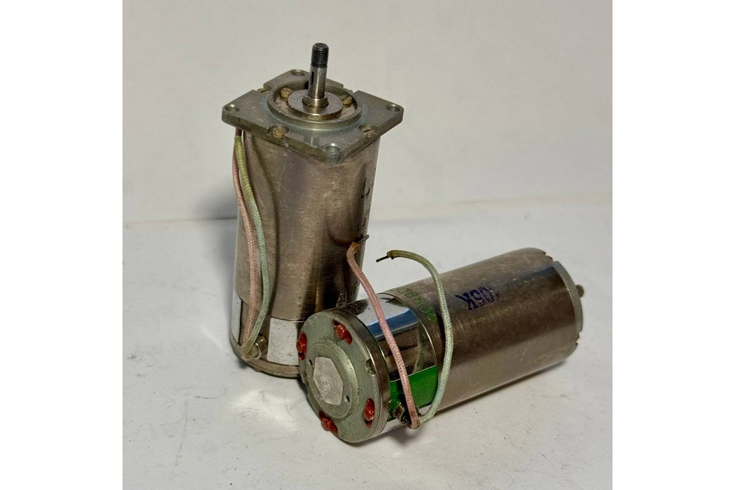 DPR 42-H1-02 Relay – Set of 2 Used Electromagnetic 1