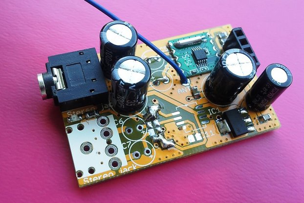 Arduino controlled tiny FM radio