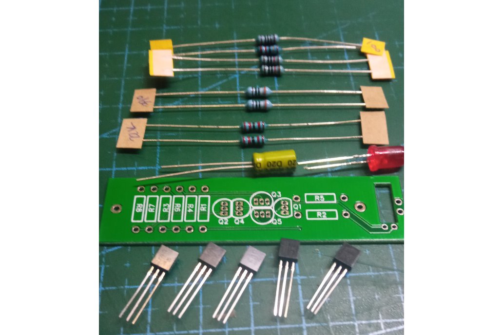 LM3909 Replica LED FLASHER soldering KIT 1