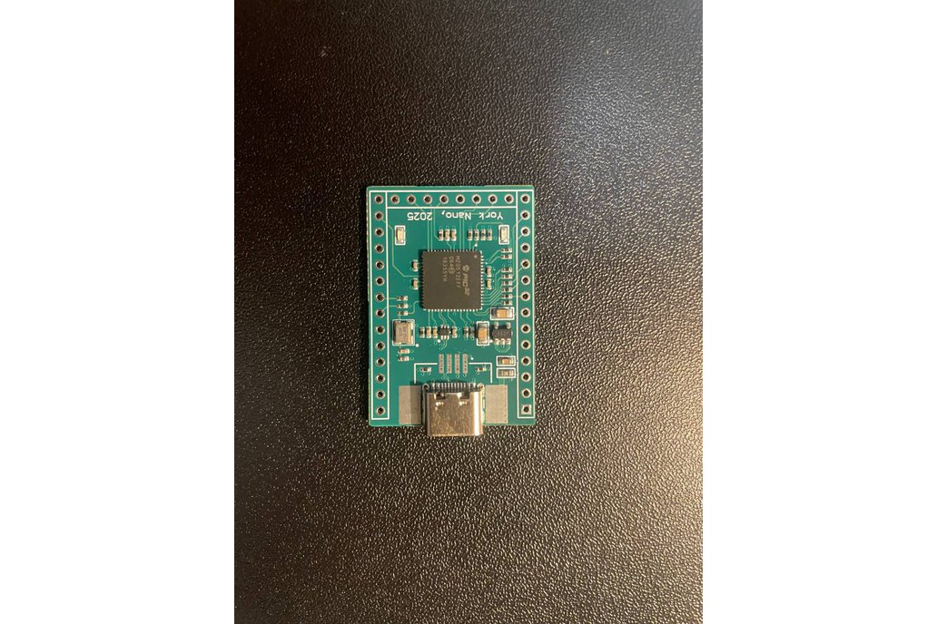 York Nano / PIC32MZ development board 1
