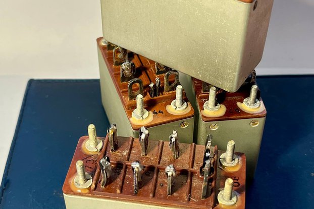 DC Relay RNE 22 - 12V | Overload Protection | High