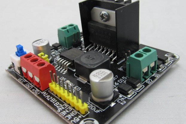 2DC Motor Controller compatible with arduino for 2WD robot chassis