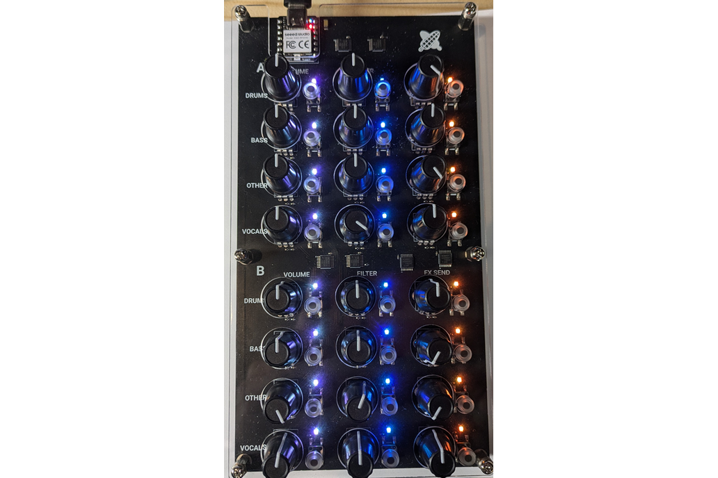 Stems MIDI DJ Controller for Traktor kit 1