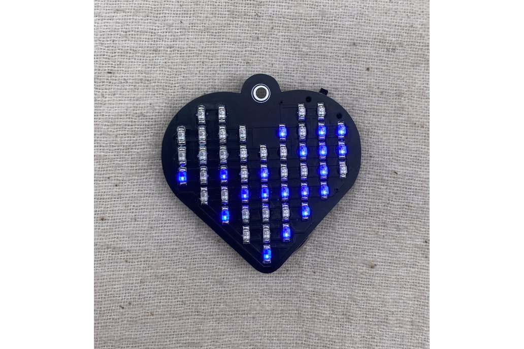 Chaos LED flashing heart - pendant necklace badge 1