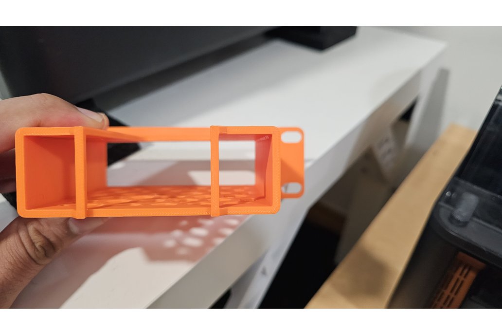 Philips Hue Bridge 10-inch Rack Mount 1