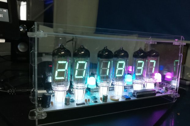 NIXT CLOCK - With Tube and Case IV-11 VFD CLOCK