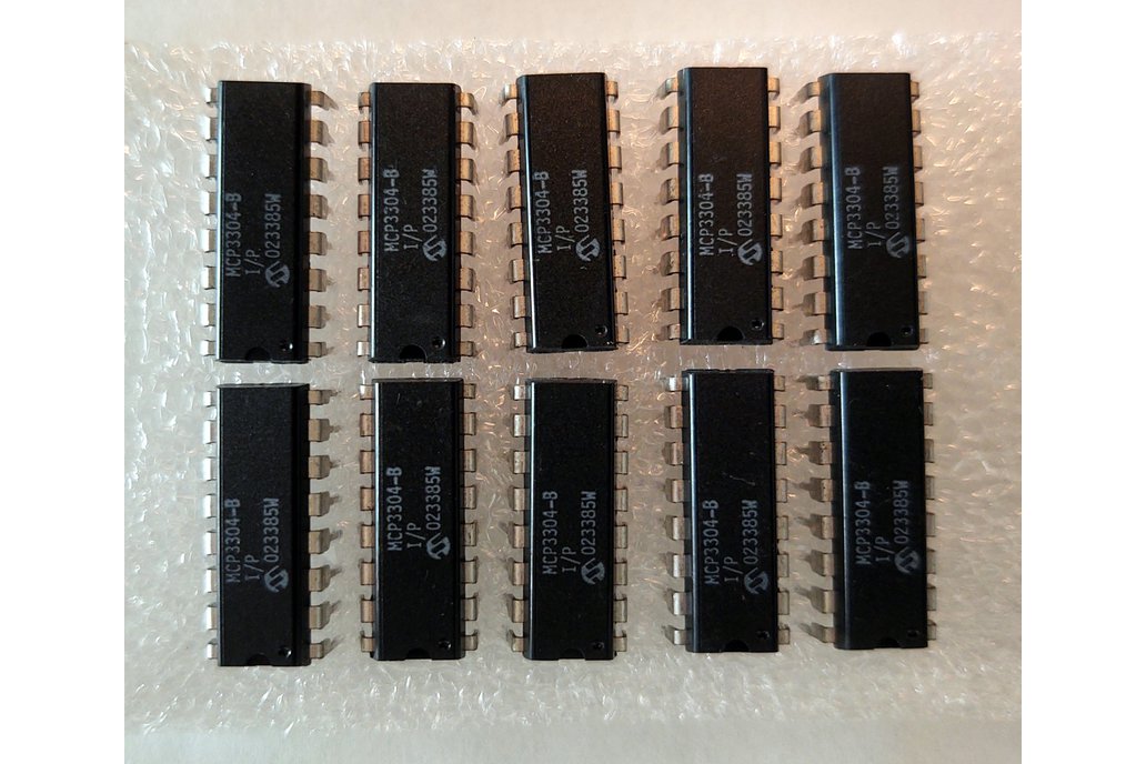 MCP3304 13-Bit, 4/8-Channel ADC 1